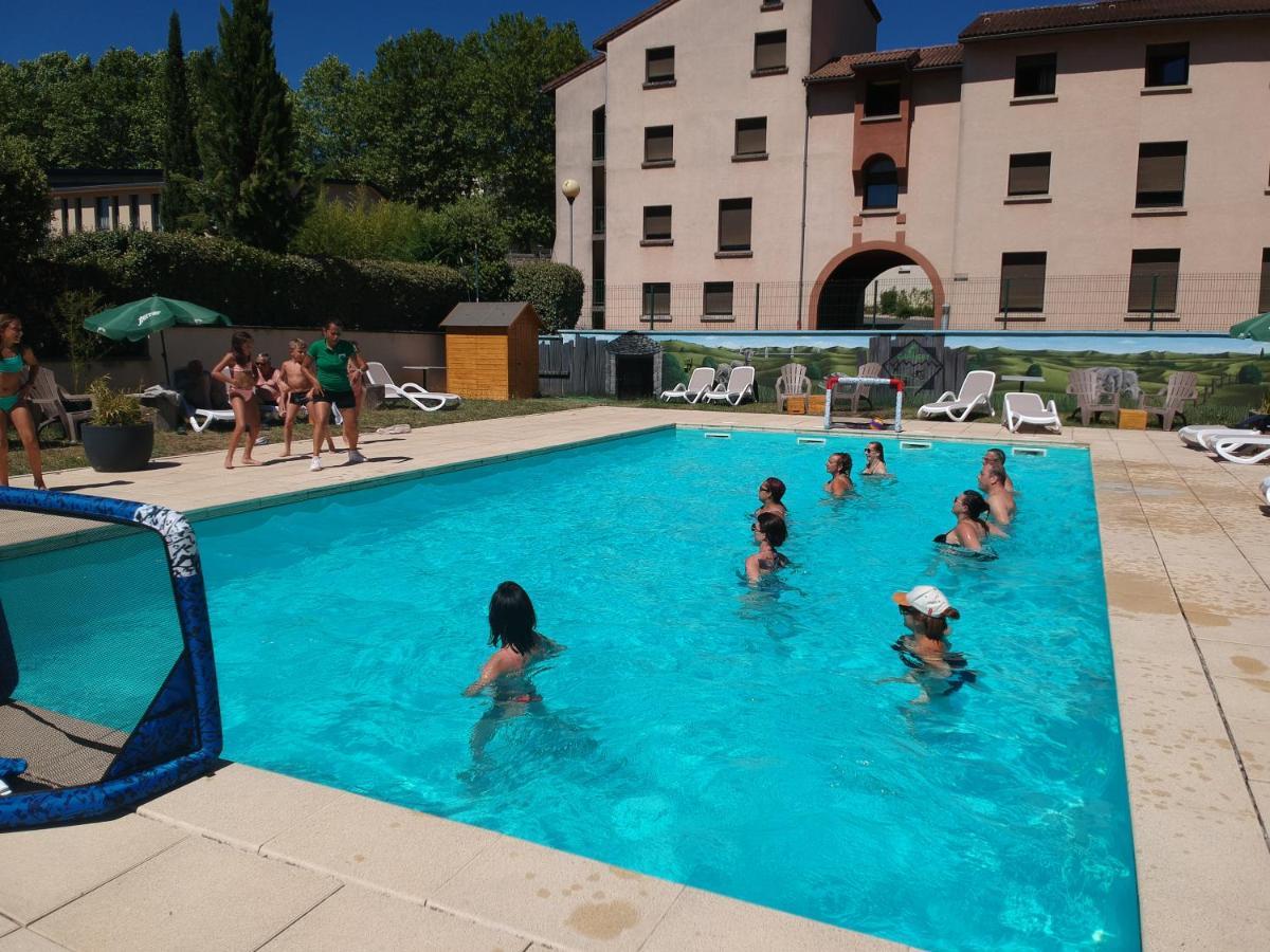 Appart Hotel Du Pays De Roquefort Saint-Affrique Exterior foto