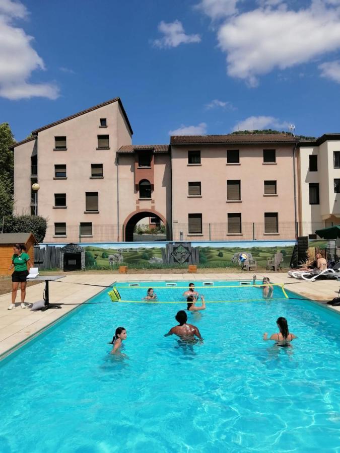 Appart Hotel Du Pays De Roquefort Saint-Affrique Exterior foto
